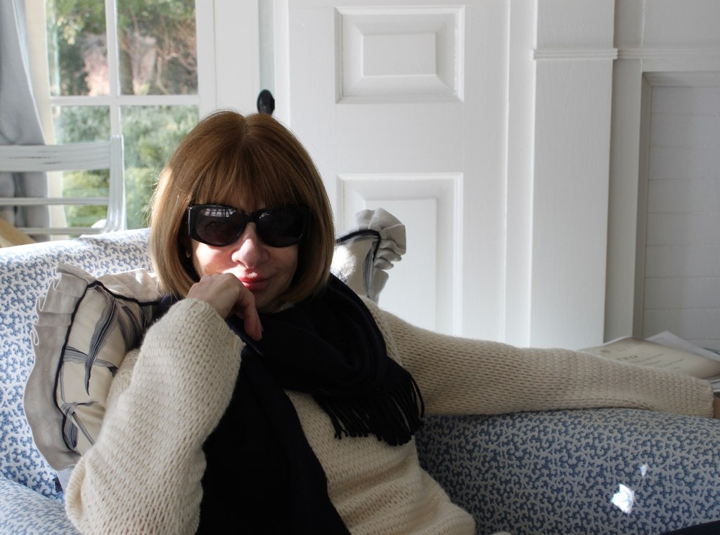Join Anna Wintour and American Vogue in a Pledge to Stay at Home