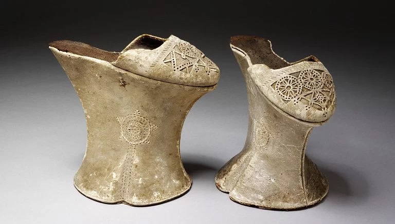 10 Awesome Pairs of Shoes from the Victoria & Albert Museum
