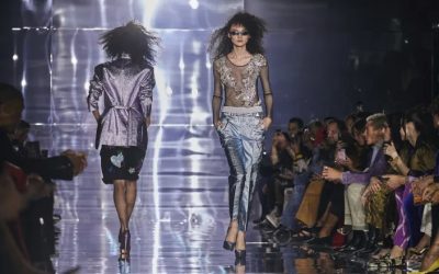 Tom Ford closes Fashion Week with big hair, miles of sparkle!